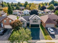 11 MAPLECREST Lane Brantford Ontario, N3R 7V1