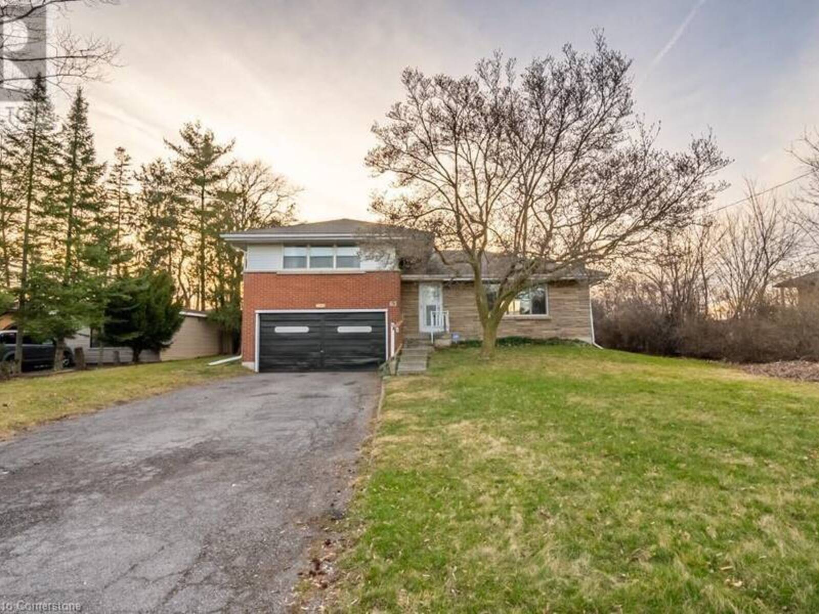 63 DEERHURST Road, Stoney Creek, Ontario L8E 2E6