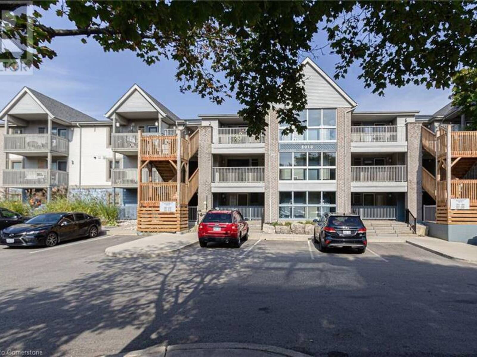 2010 CLEAVER Avenue Unit# 103, Burlington, Ontario L7M 4C1