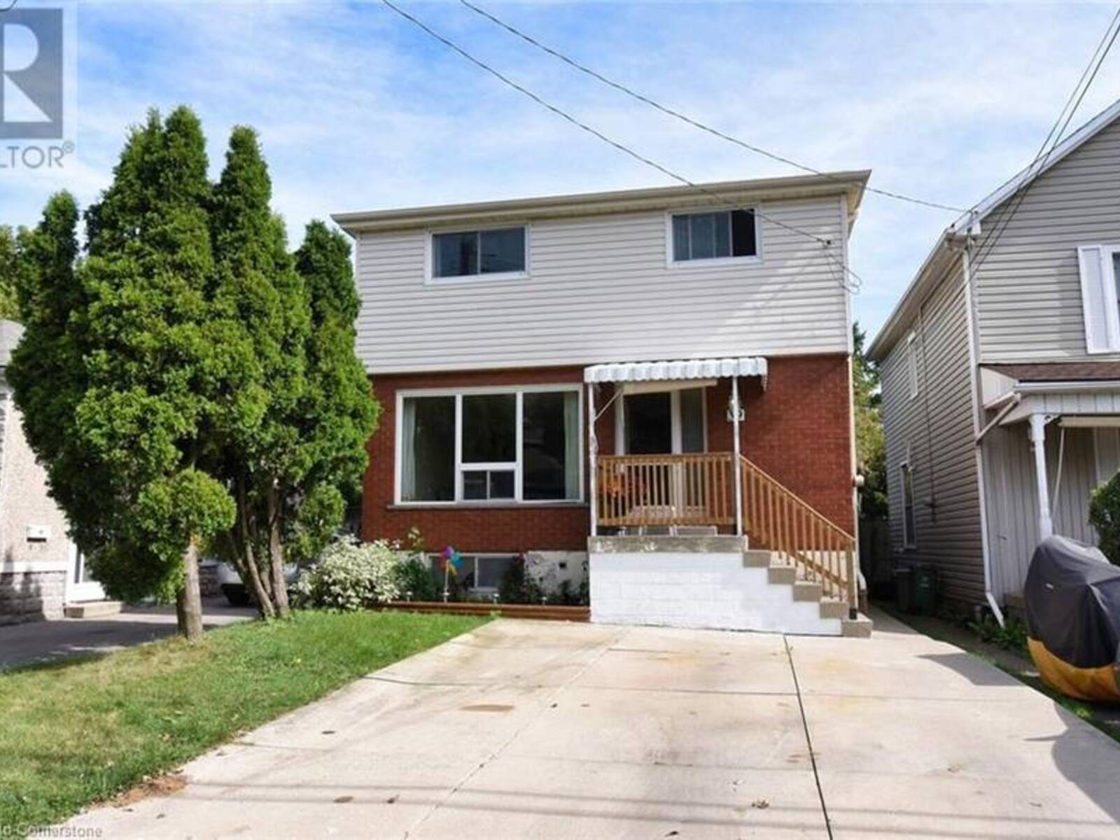 39 EAST 39TH Street, Hamilton, Ontario L8V 4G9