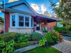 133 CAMERON Avenue S Hamilton Ontario, L8K 2X6