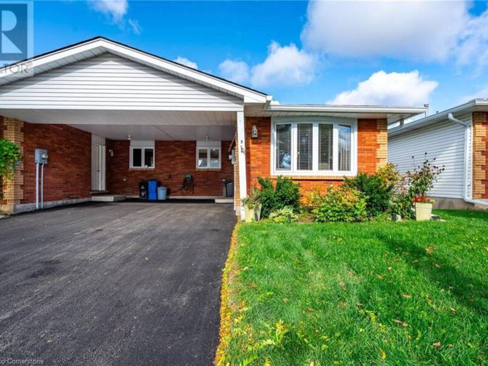 31 KINROSS Street Unit# 5, Caledonia, Ontario N3W 1J7