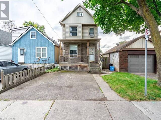 22 BAYFIELD Avenue Hamilton Ontario, L8H 3M4