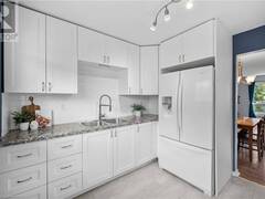 2050 UPPER MIDDLE Road Unit# 75 Burlington Ontario, L7P 3R9