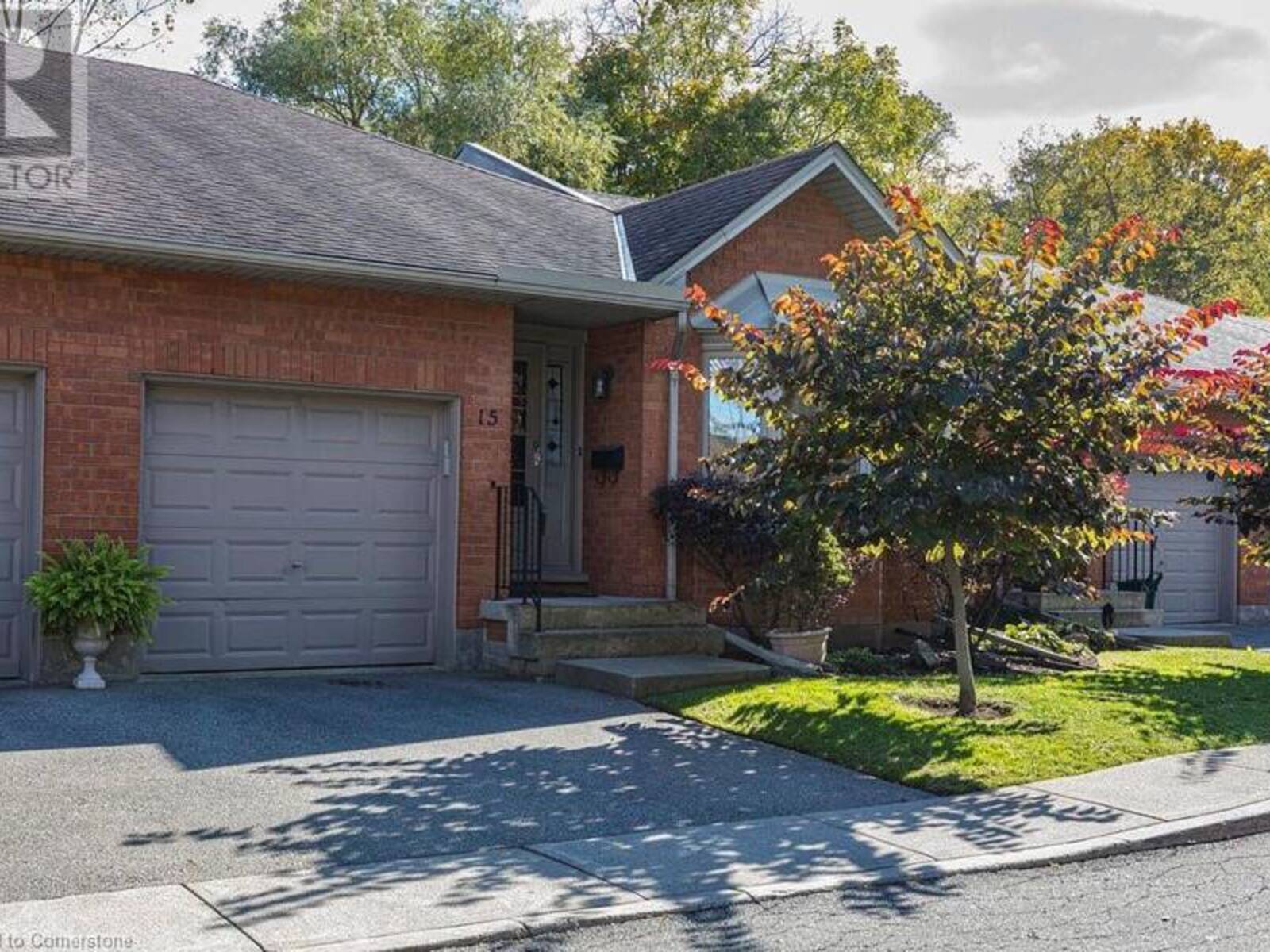 60 DUNDAS Street Unit# 15, Dundas, Ontario L9H 7M6