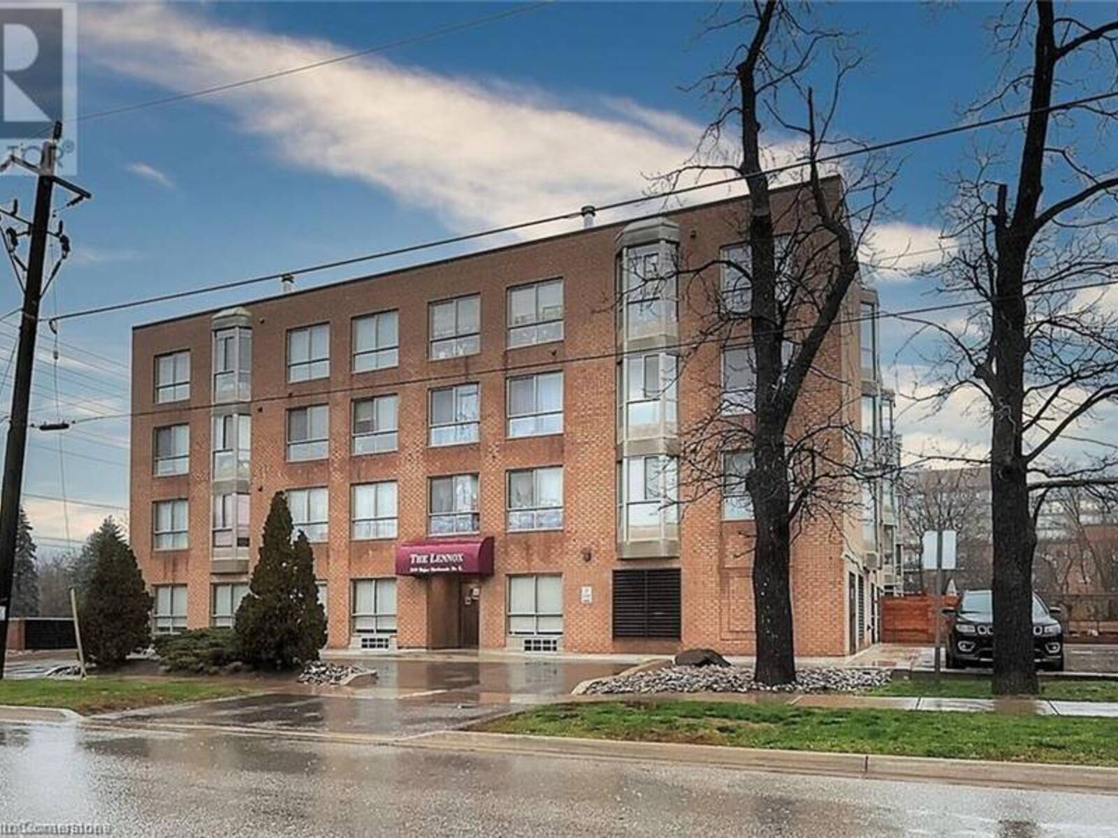 249 MAJOR MACKENZIE Drive E Unit# 106, Richmond Hill, Ontario L4C 9M8