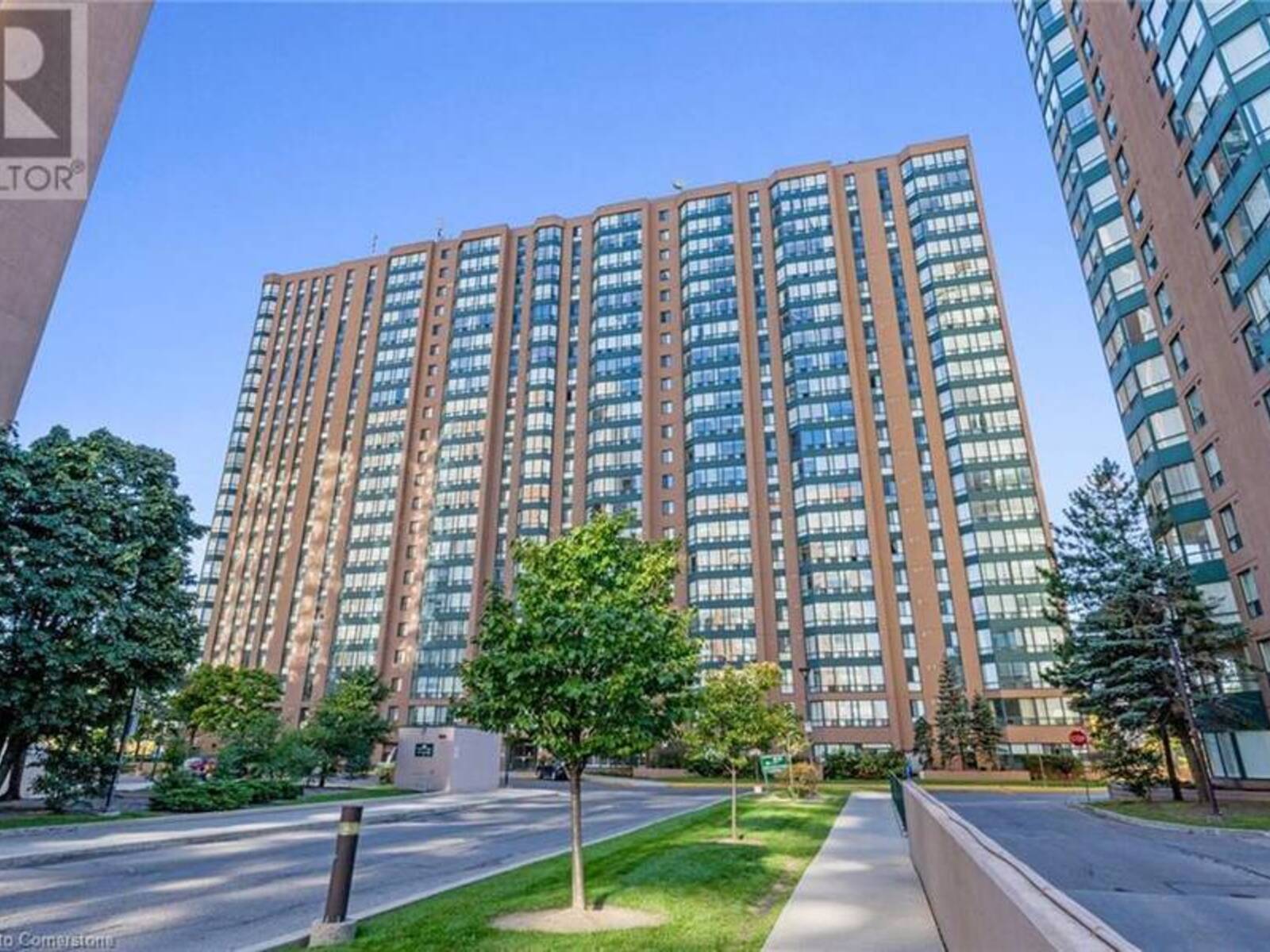 155 HILLCREST Avenue Unit# 912, Mississauga, Ontario L5B 3Z2