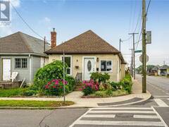 200 TRAGINA Avenue N Hamilton Ontario, L8H 5E1