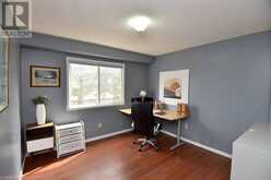 102 HUNTINGWOOD Avenue | Hamilton Ontario | Slide Image Nine