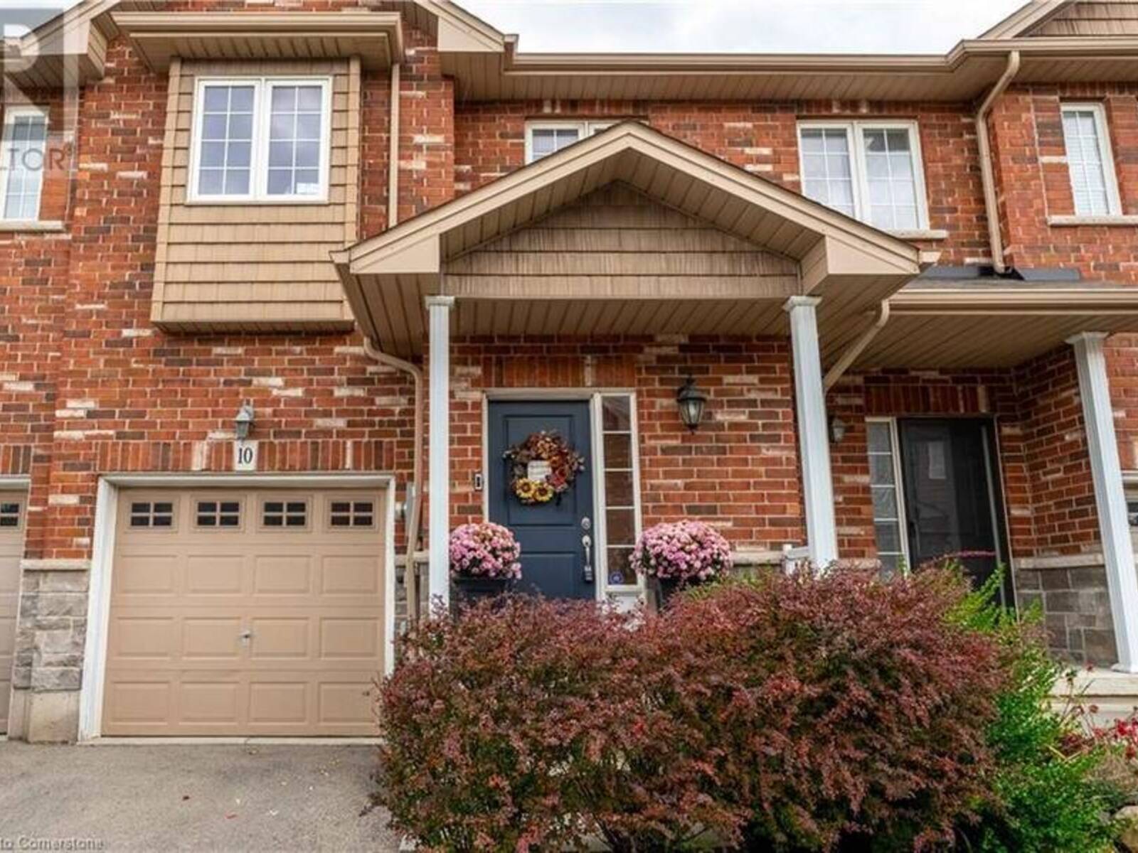 45 SEABREEZE Crescent Unit# 10, Stoney Creek, Ontario L8E 5C8