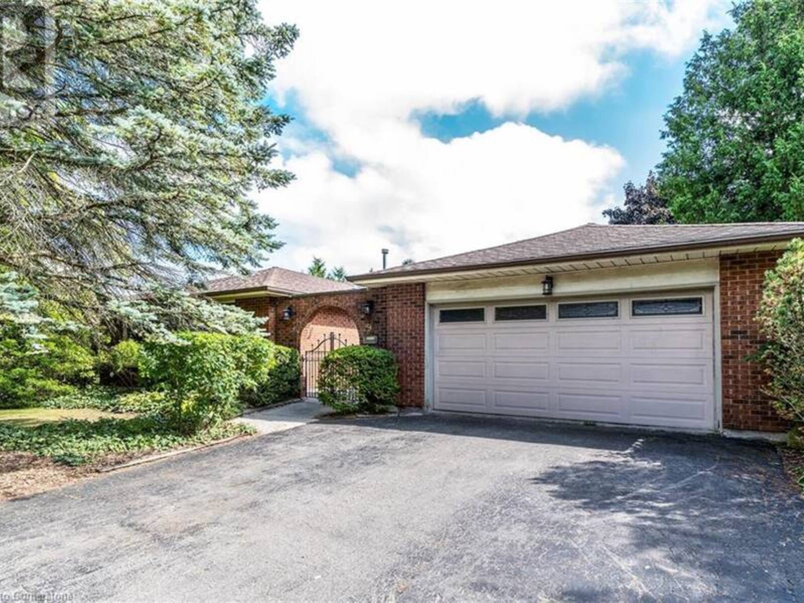 19 ISABEL Drive, Brantford, Ontario N3T 0L8