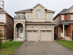 7 CONNELL Crescent Hamilton Ontario, L9C 0C8