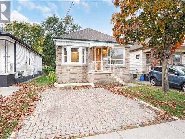 105 EDGEMONT Street N Hamilton Ontario, L8H 4C9