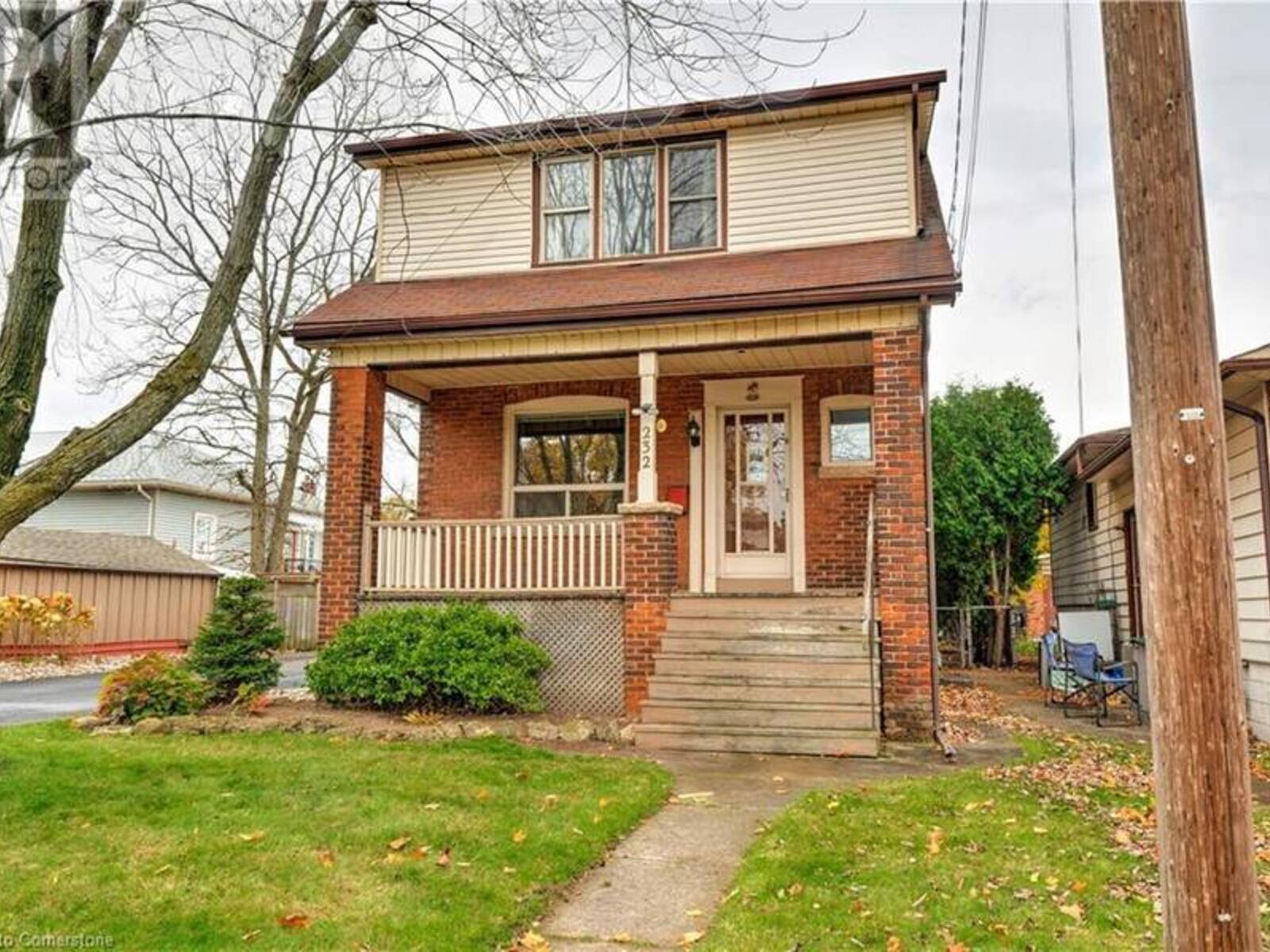 232 EAST 8TH Street, Hamilton, Ontario L9A 3L8