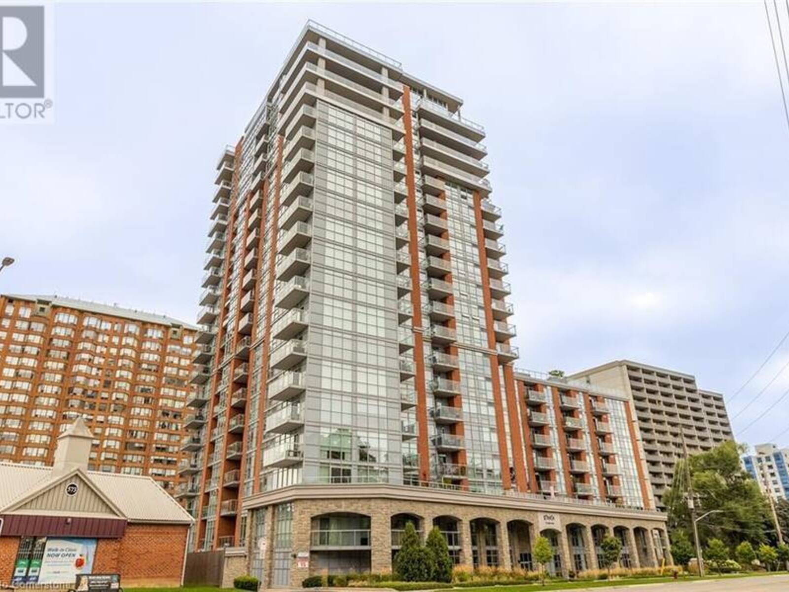 551 MAPLE Avenue Unit# 315, Burlington, Ontario L7S 1M7