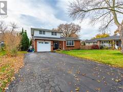 7 SHORWELL Place Brantford Ontario, N3R 6L7