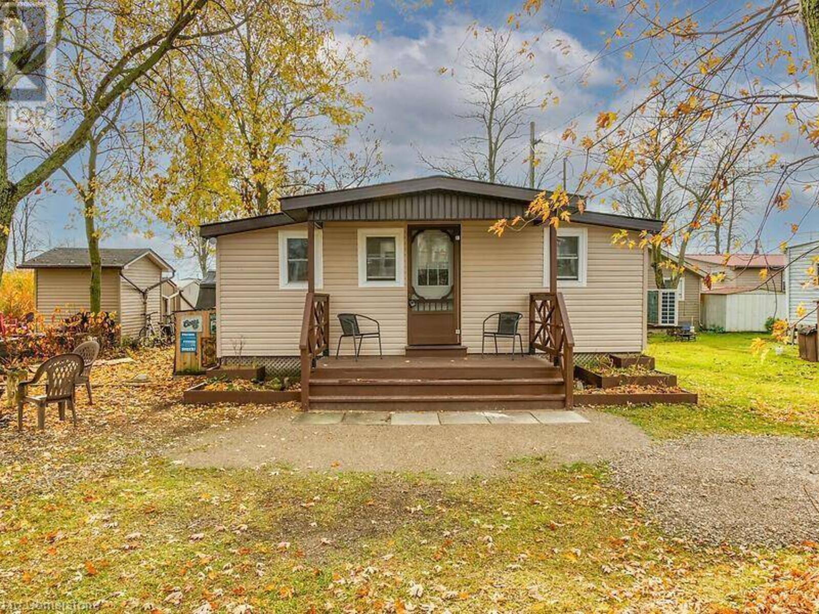 1038 LAKESHORE Road, Selkirk, Ontario N0A 1P0