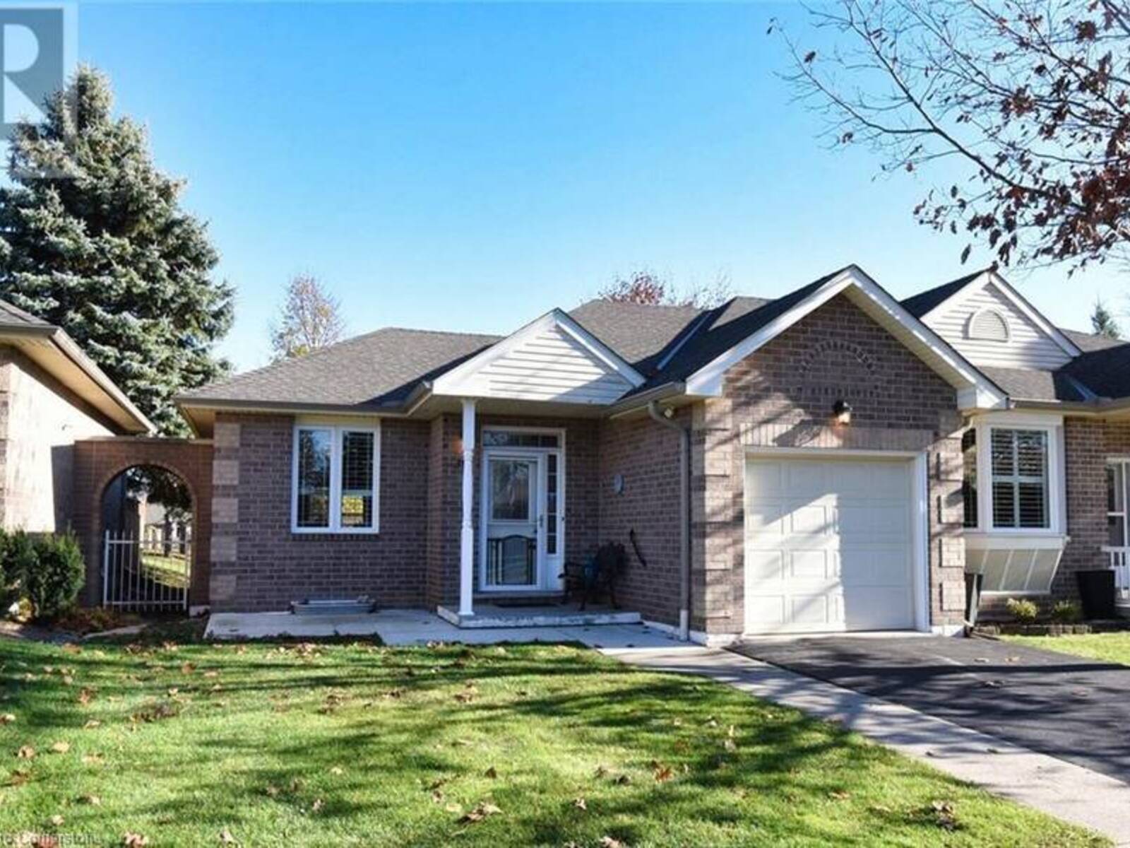 39 TWENTY PLACE Boulevard, Hamilton, Ontario L0R 1W0