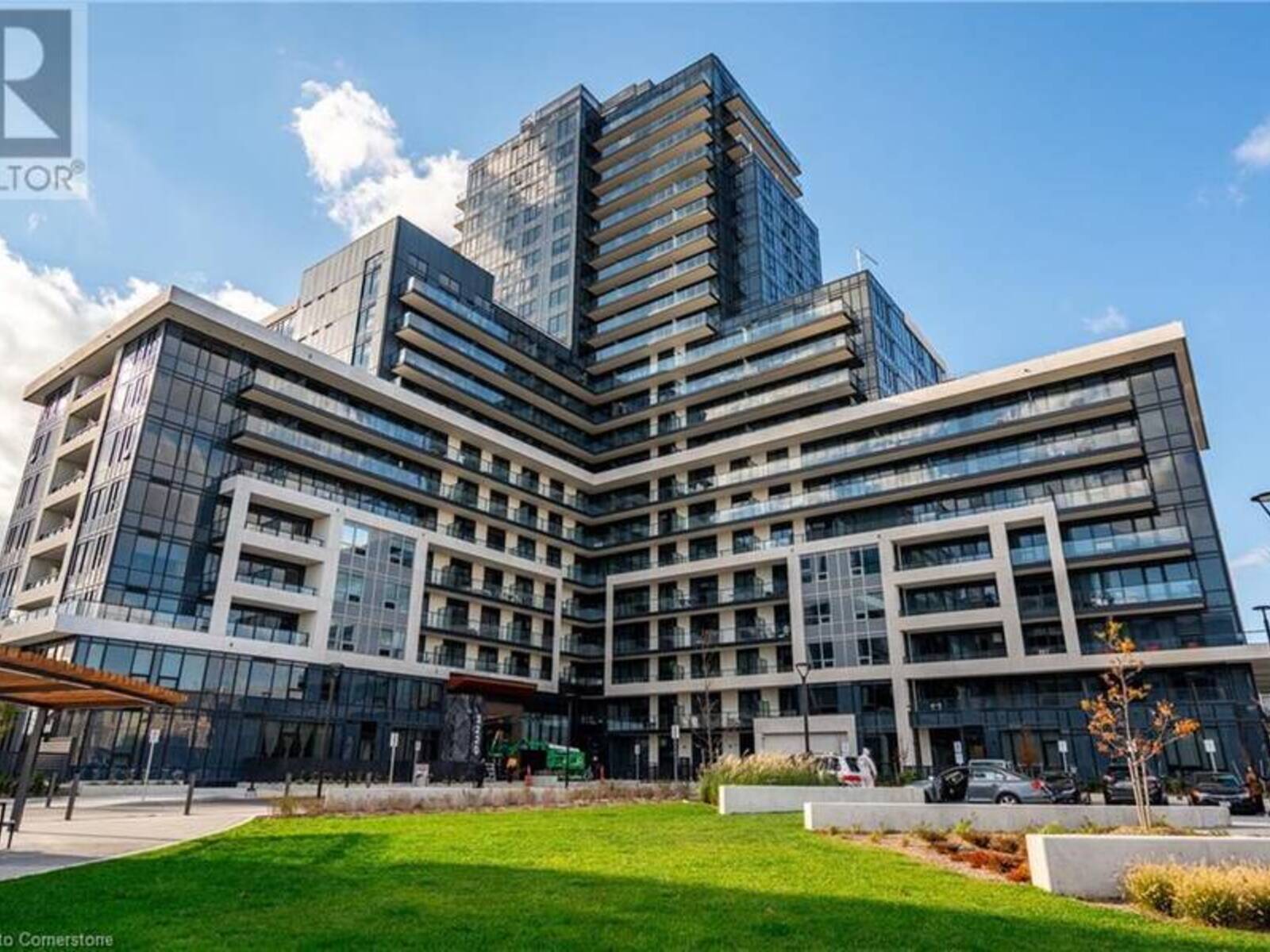 3220 WILLIAM COLTSON Avenue Unit# 1907, Oakville, Ontario L6H 7X9