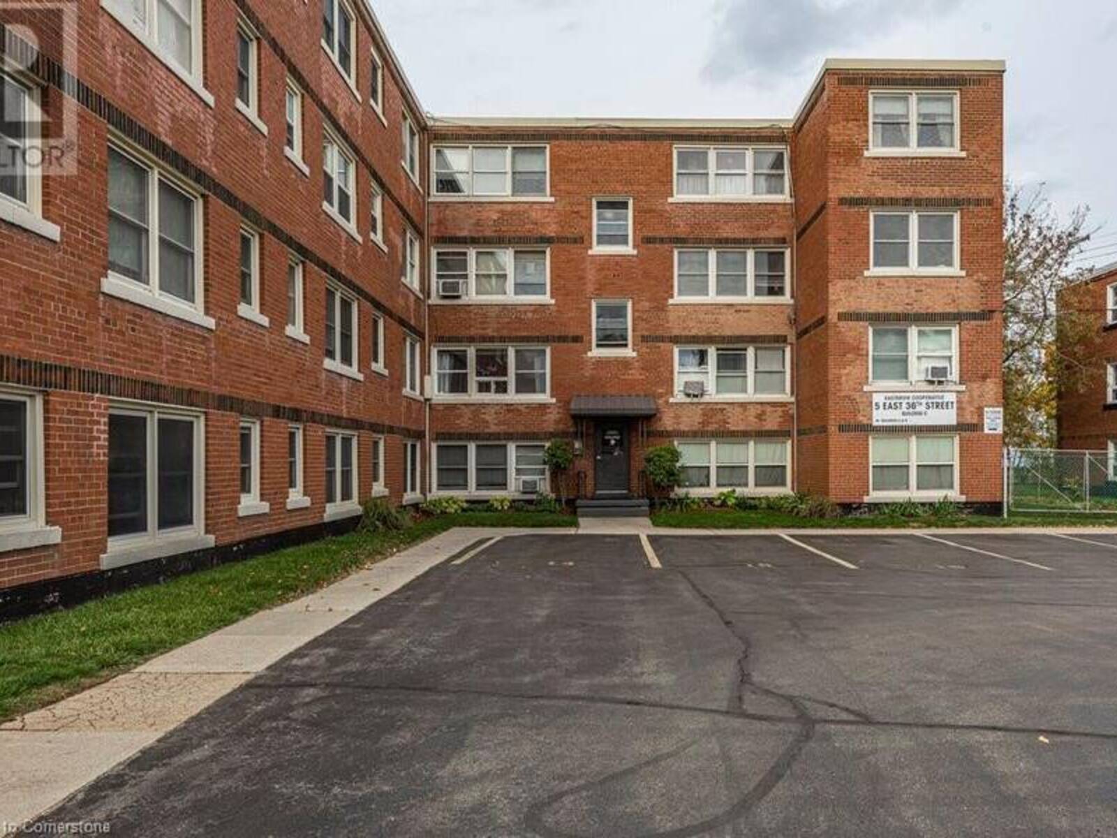 5 EAST 36TH Street Unit# 405C, Hamilton, Ontario L8V 3Y6