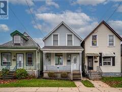 52 MAYFLOWER Avenue Hamilton Ontario, L8L 2K4