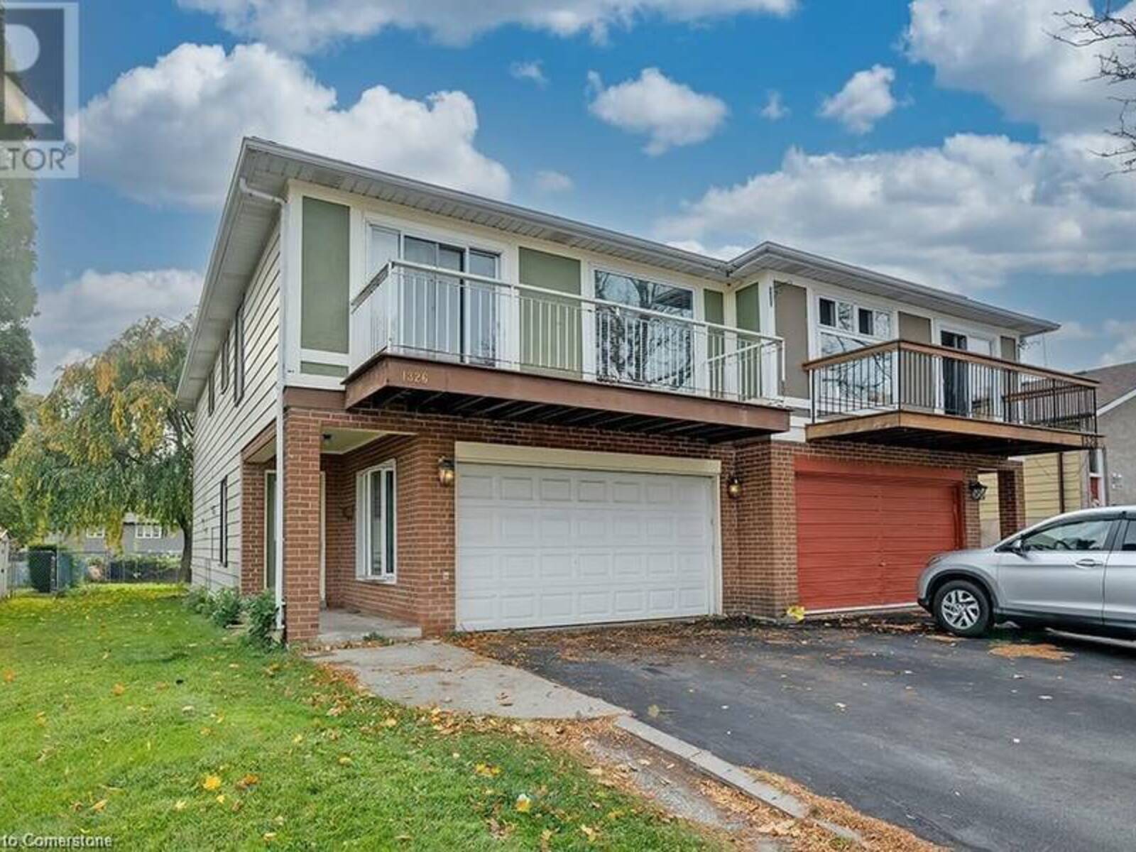 1326 CONSORT Crescent, Burlington, Ontario L7M 1J7