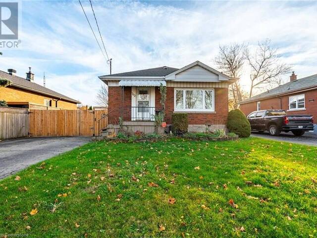 702 SEVENTH Avenue Hamilton Ontario, L8T 1V1