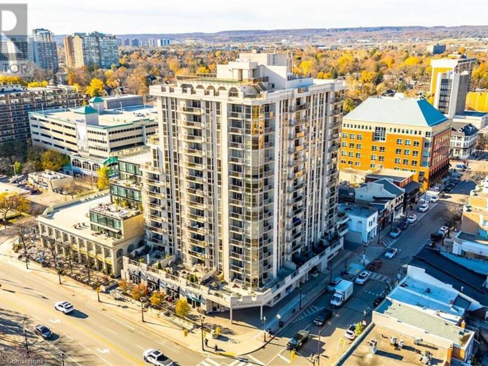 1477 LAKESHORE Road Unit# 304, Burlington, Ontario L7S 1B5