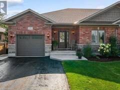 10 BROWN Street S Clifford Ontario, N0G 1M0