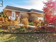 32 AUDUBON Street S Stoney Creek Ontario, L8J 1J7