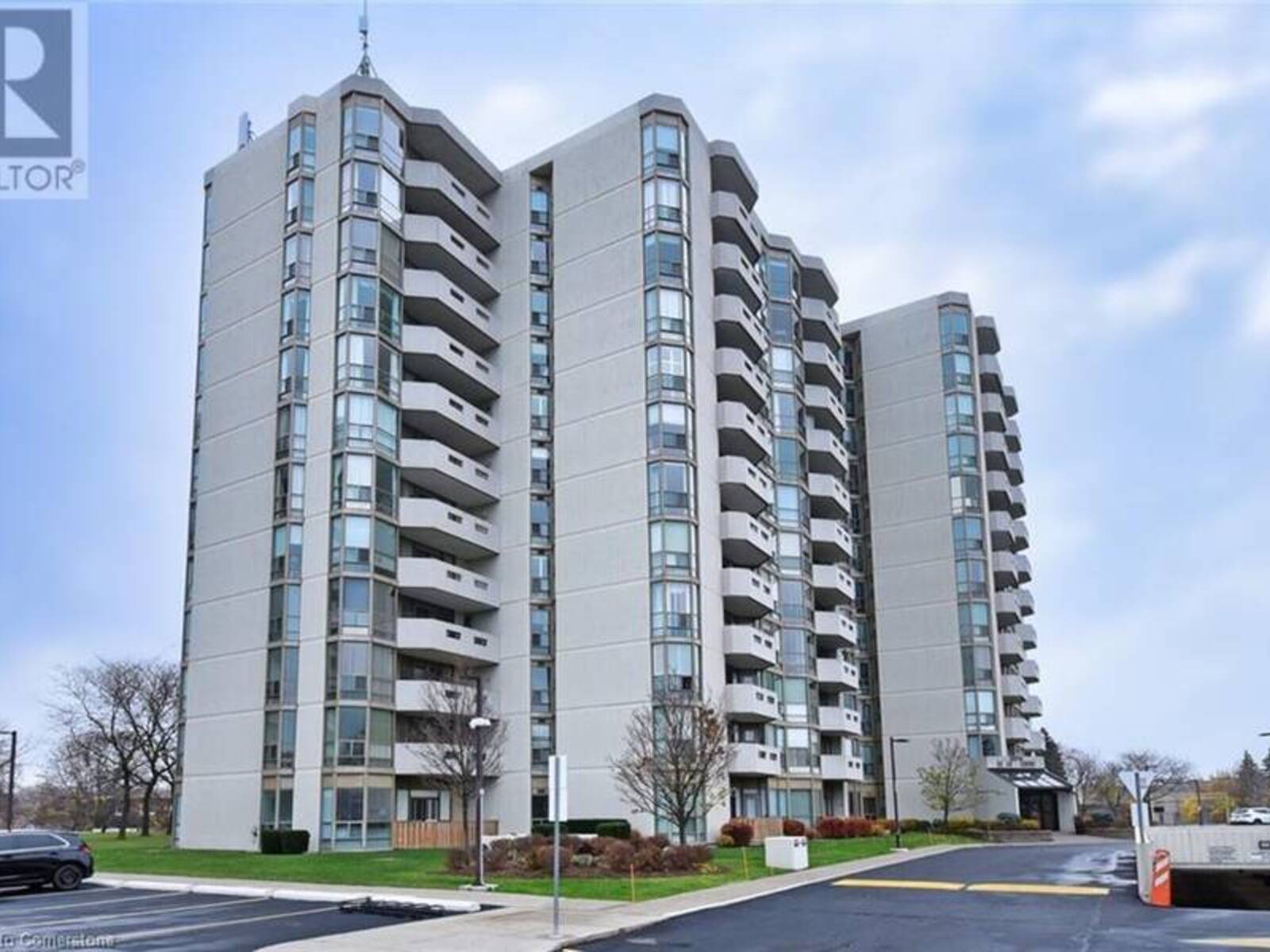 5070 PINEDALE Avenue Unit# 1005, Burlington, Ontario L7L 5V6