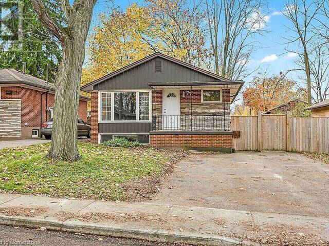 77 BLACKWOOD Crescent Hamilton Ontario, L8S 3H6