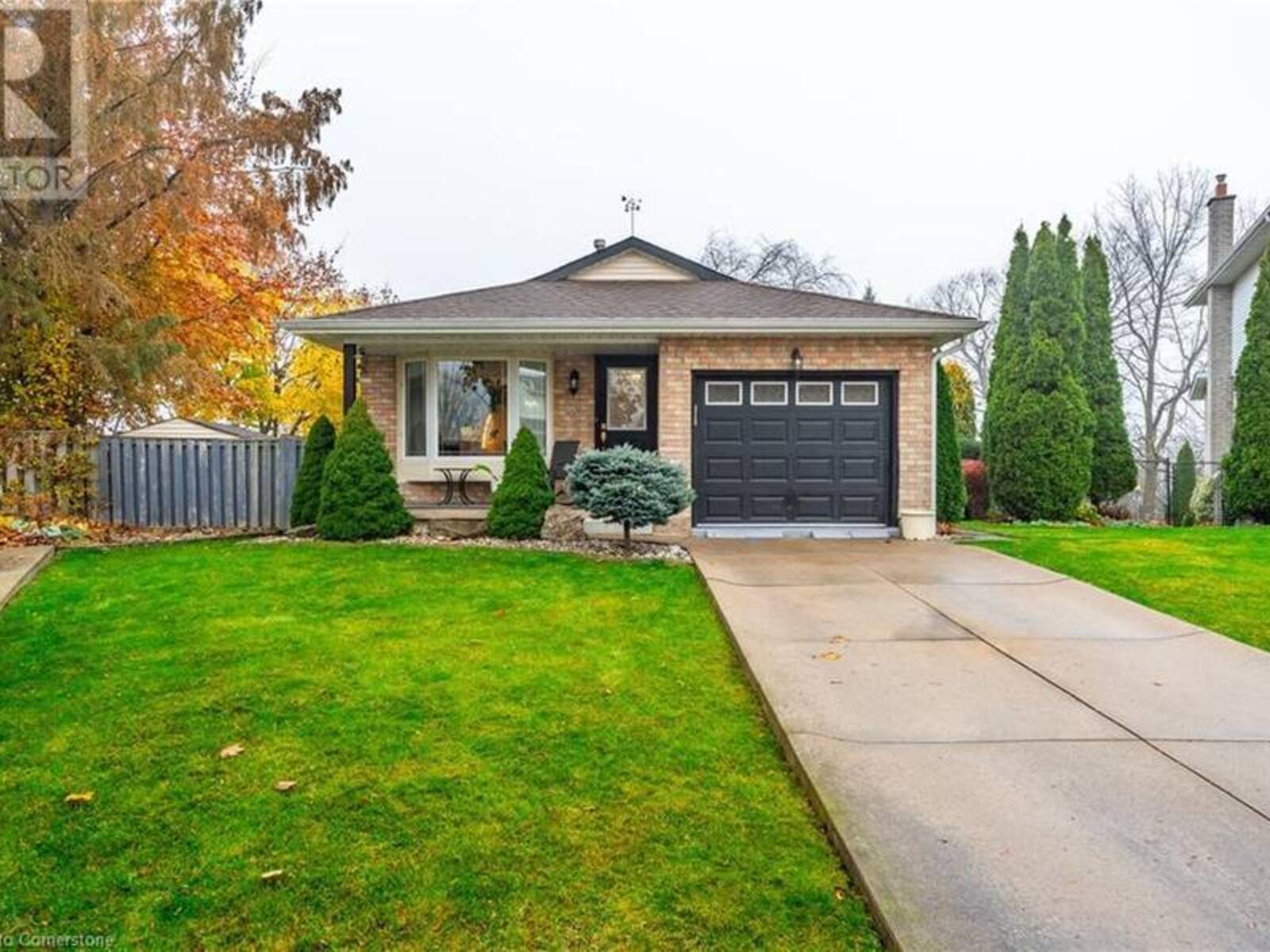 46 VESPER Court, Stoney Creek, Ontario L8J 2B5