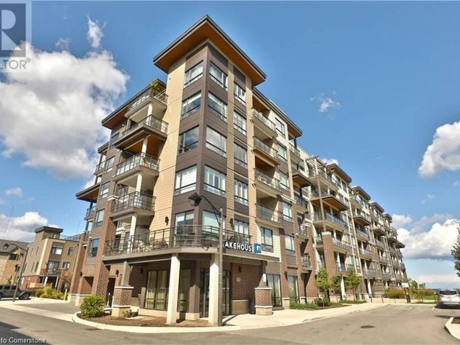 40 ESPLANADE Lane Unit# 208, Grimsby, Ontario L3M 0G9