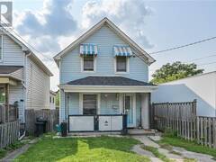 17 ALBEMARLE Street Hamilton Ontario, L8L 7G2