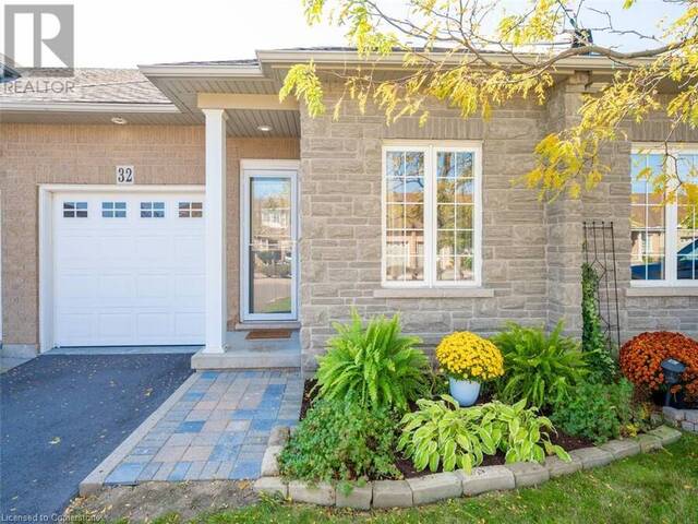 32 ABBOTSFORD Trail Hamilton Ontario, L9B 2X8