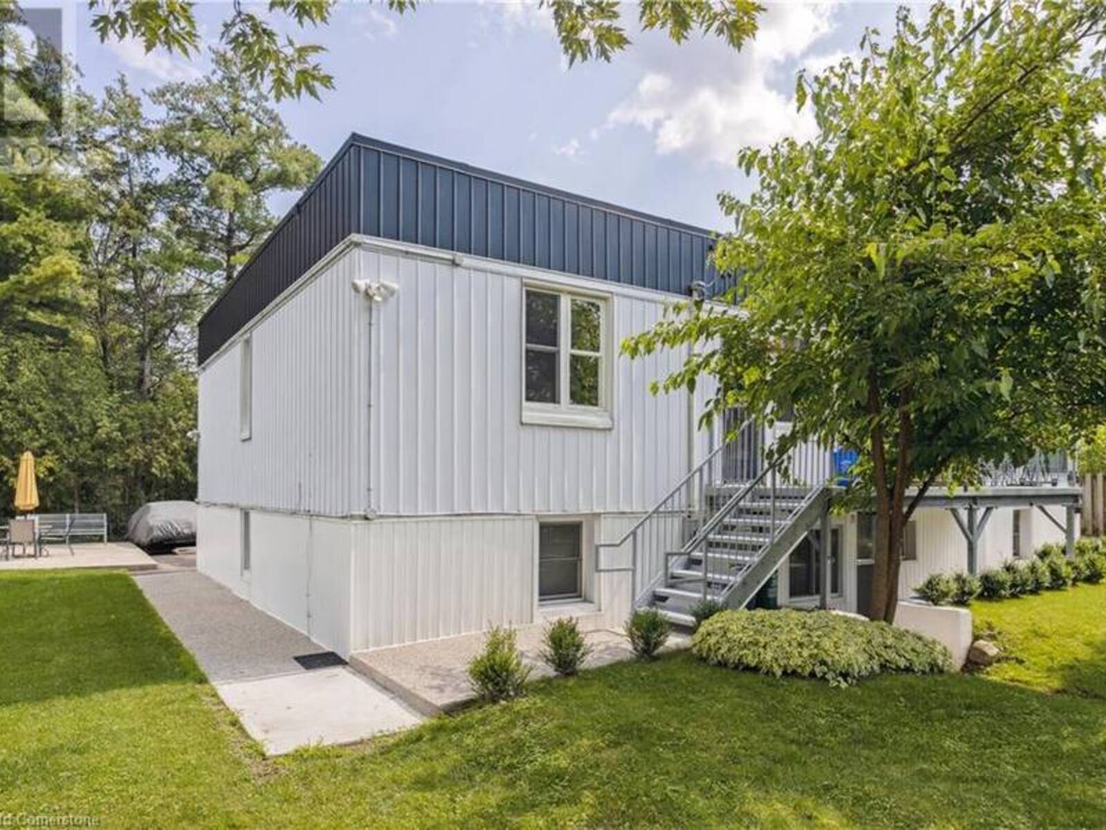 2336 MOUNTAINSIDE Drive, Burlington, Ontario L7P 1C2