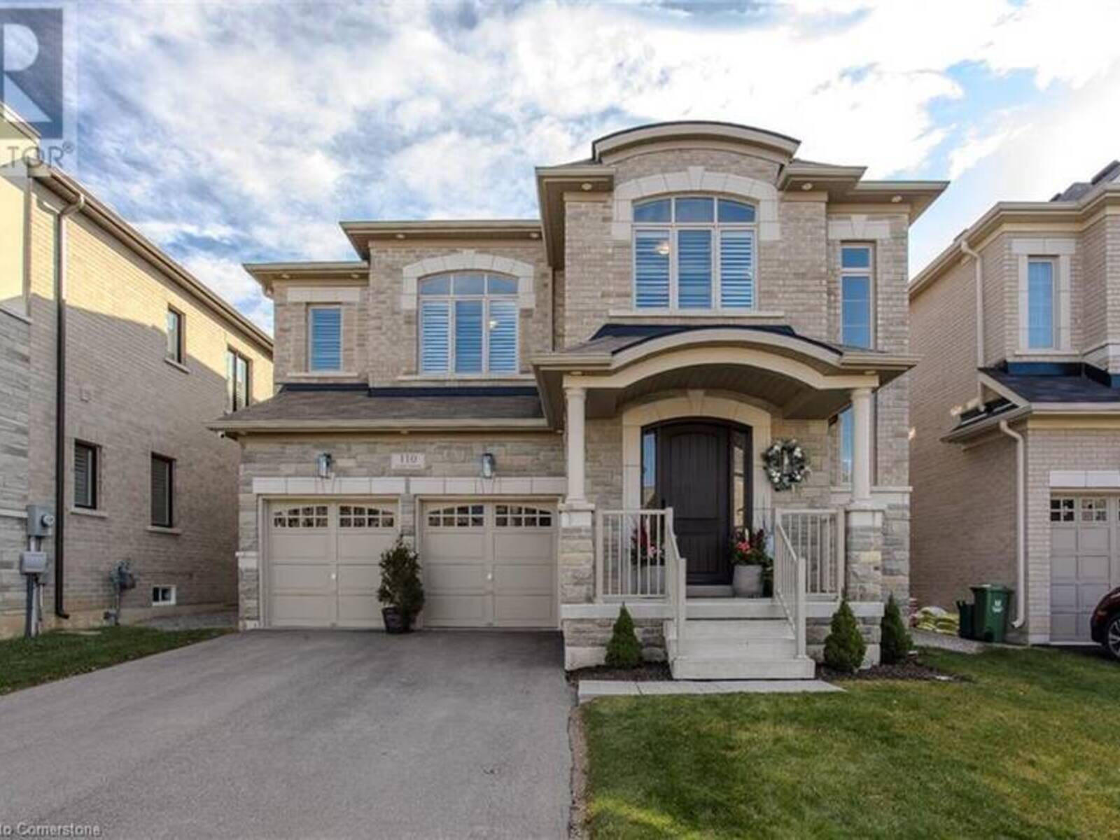 110 AVANTI Crescent, Waterdown, Ontario L8B 1W8