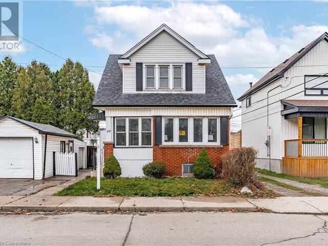 69 ROXBOROUGH Avenue Hamilton Ontario, L8L 1Y2