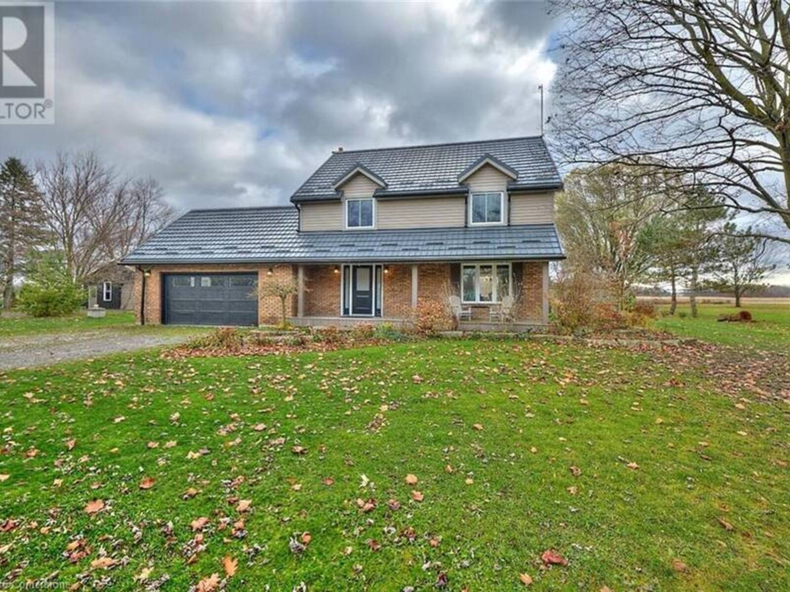 904 ROBINSON Road, Dunnville, Ontario N1A 2W1