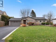 243 CRESTWOOD Street Ancaster Ontario, L9G 1X5