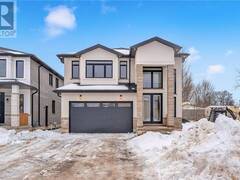 22 ROSELAWN Avenue Ancaster Ontario, L9G 2H9