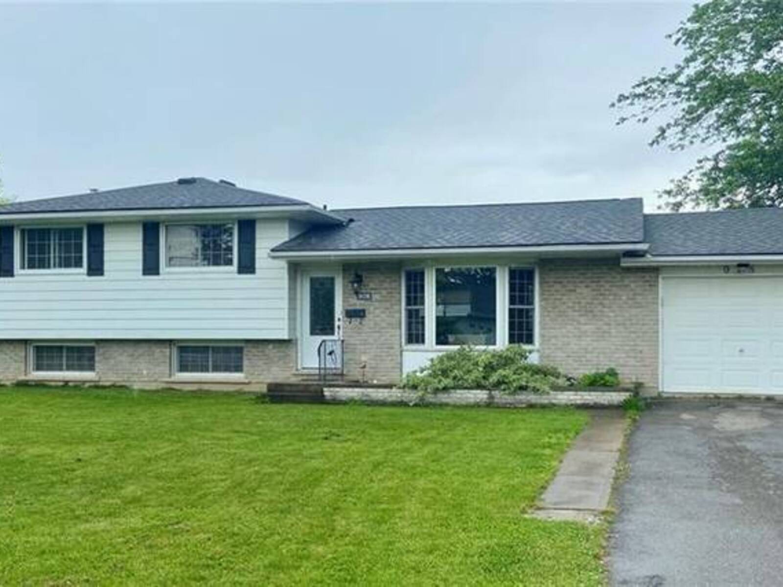 978 FERNDALE Avenue, Fort Erie, Ontario L2A 5S8