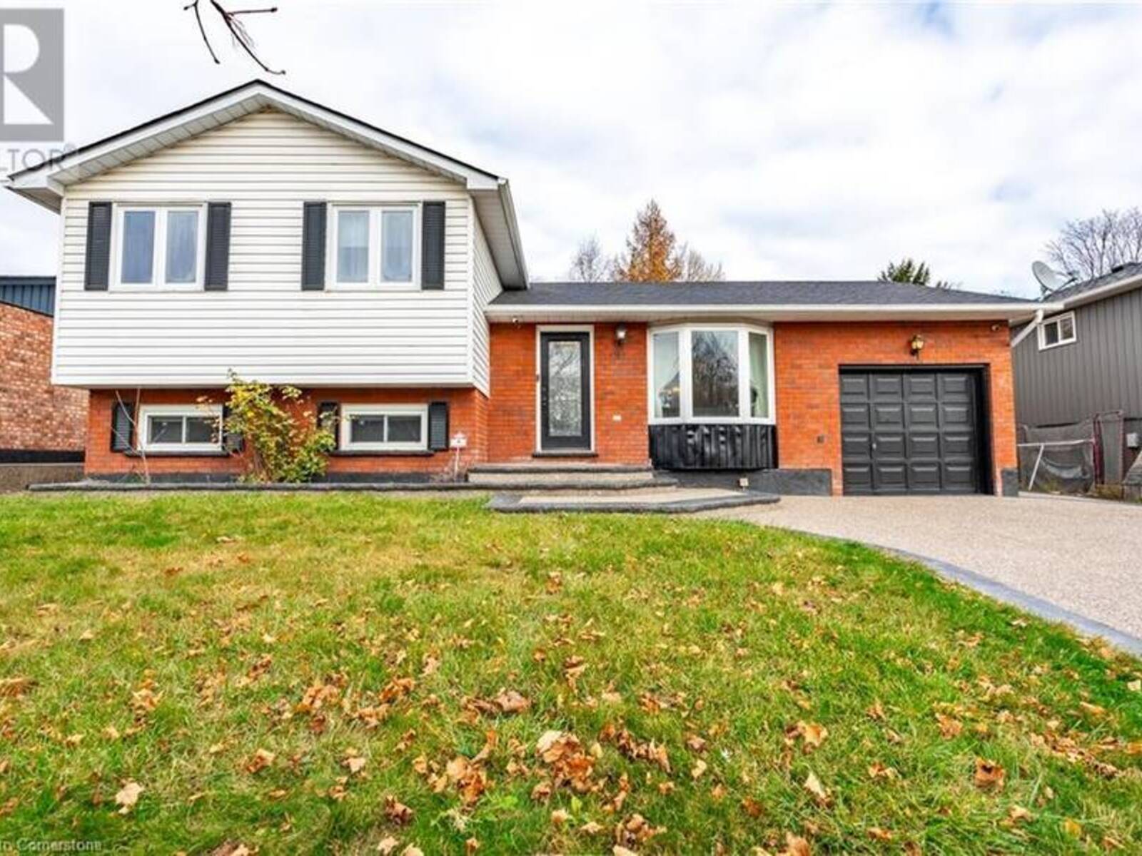 191 WILLIAMSON Drive, Caledonia, Ontario N3W 1A5