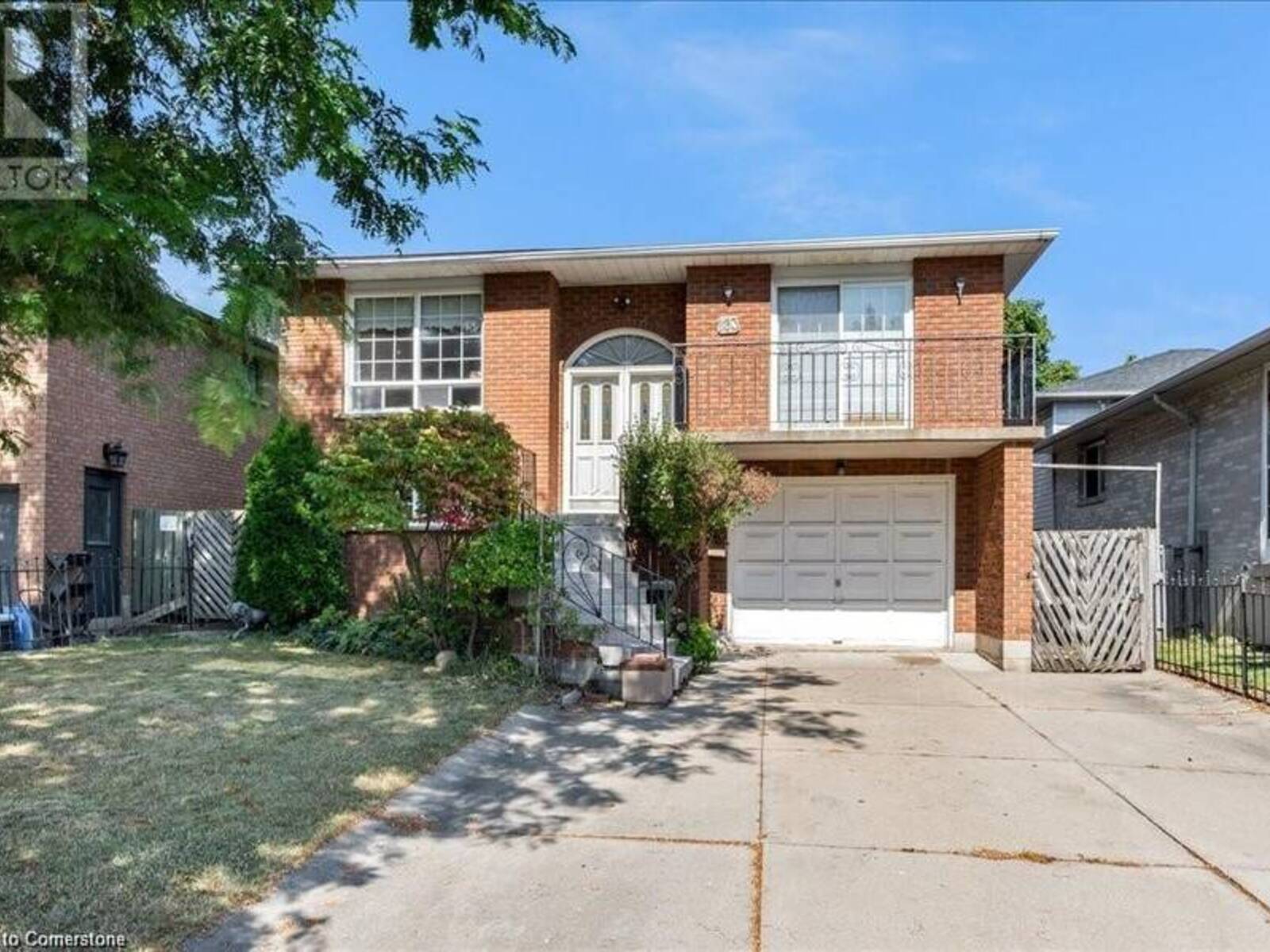 103 LEGGETT Crescent, Hamilton, Ontario L8W 2A5