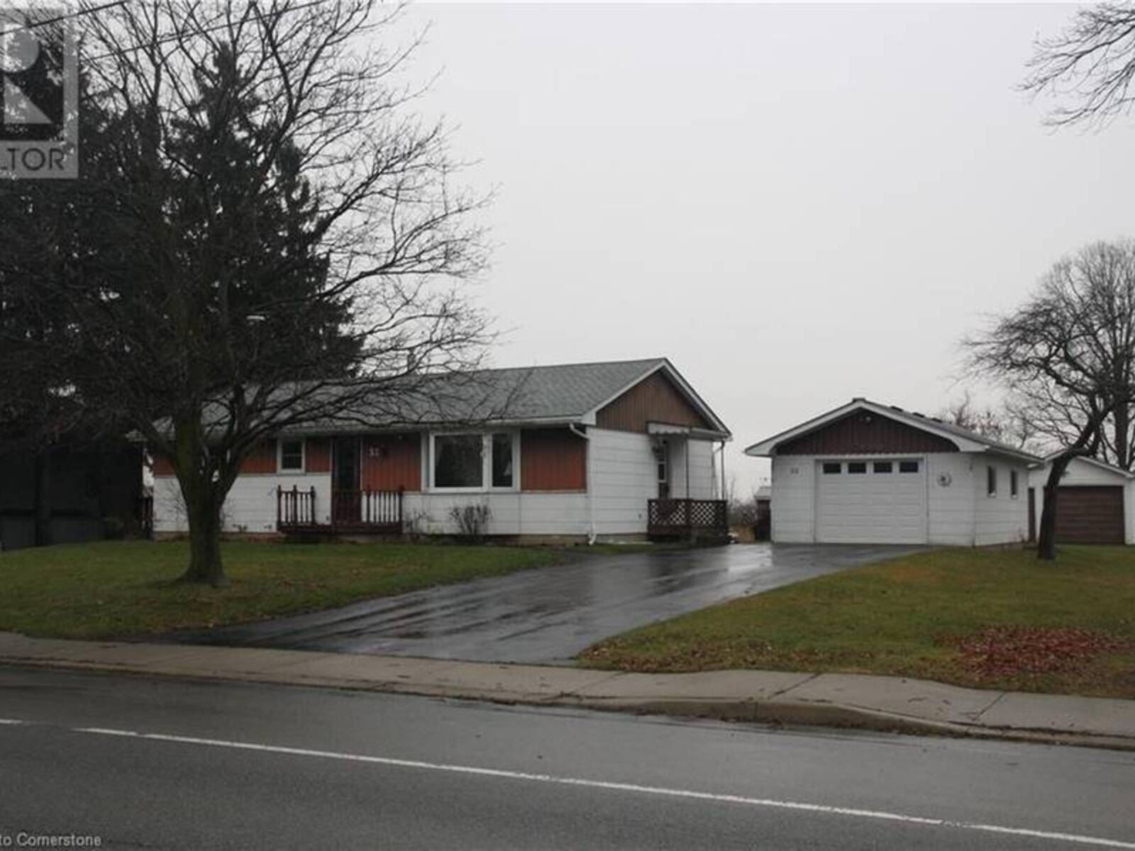 32 TALBOT Road, Canfield, Ontario N0A 1C0