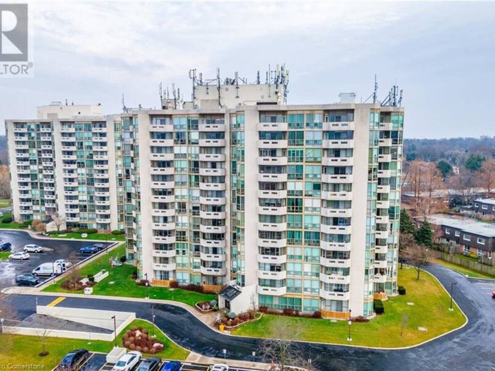 5070 PINEDALE Avenue Unit# 1207, Burlington, Ontario L7L 5V6