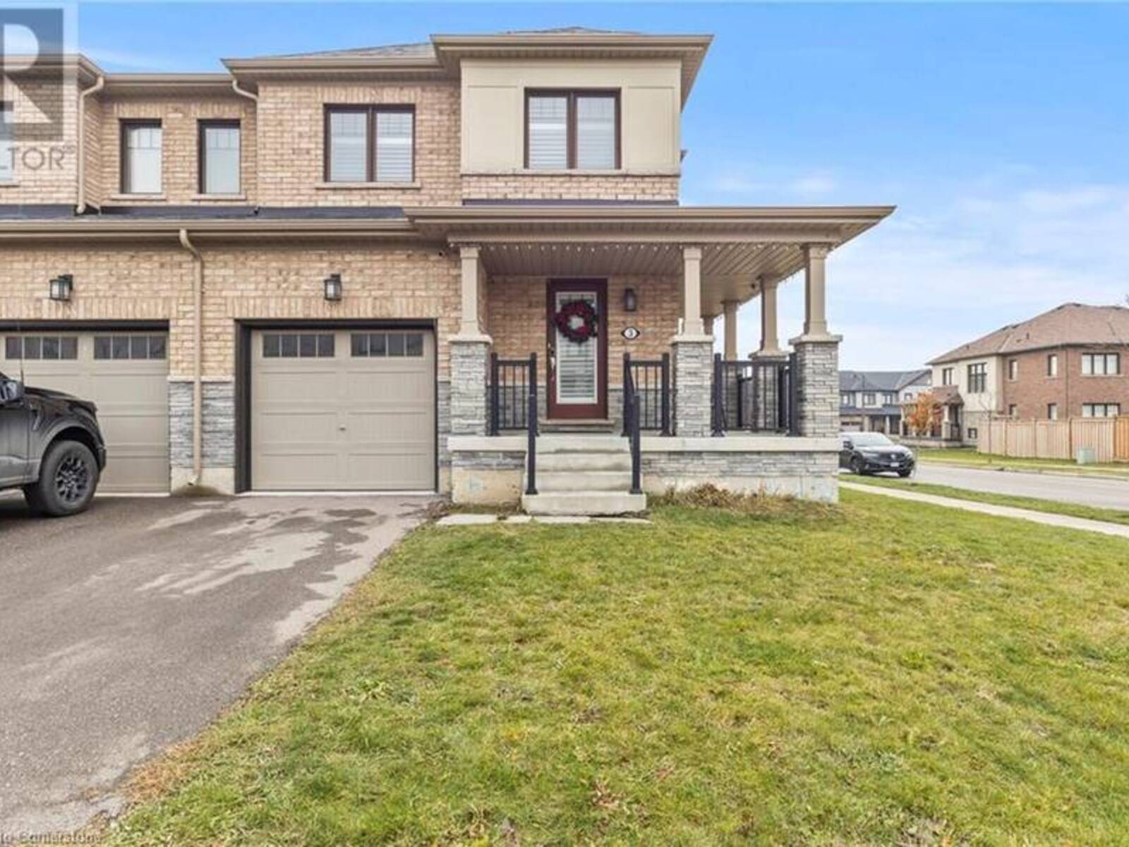 3 PAGEBROOK Crescent, Stoney Creek, Ontario L8J 0K7