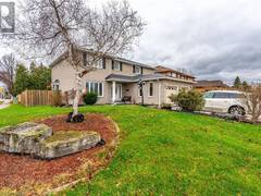 7 GRANDOAKS Drive Hamilton Ontario, L8V 5A9