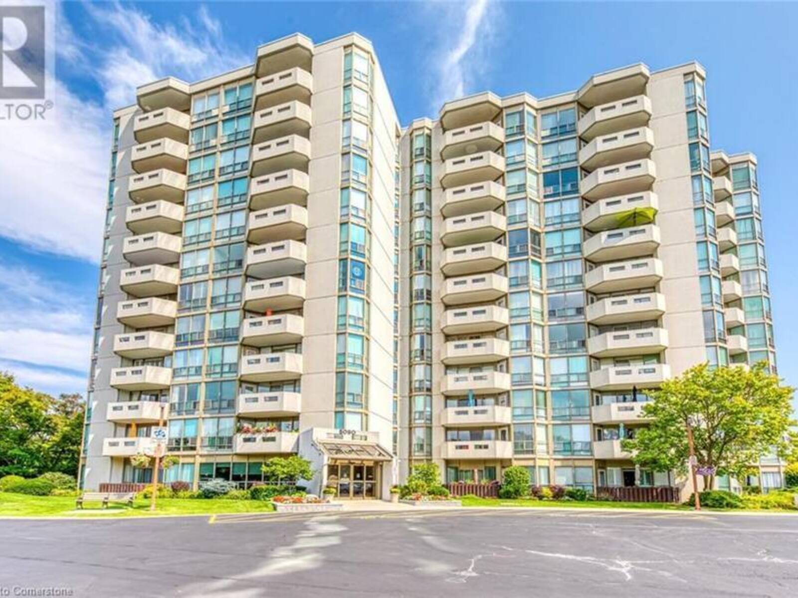 5090 PINEDALE Avenue Unit# 709, Burlington, Ontario L7L 5V8